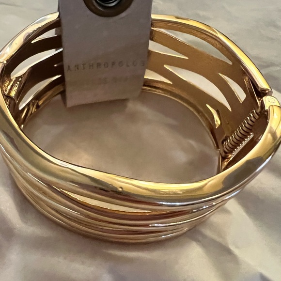 Anthropologie Honeycomb Bangle Bracelet - Picture 8 of 8